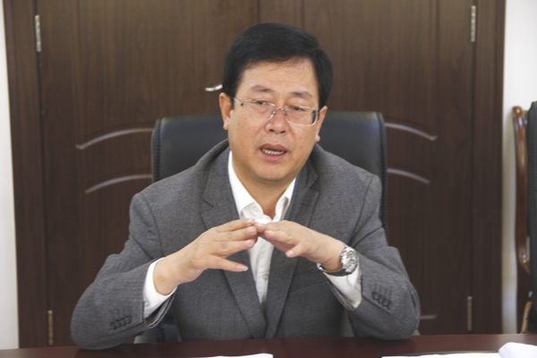 田伏虎副书记介绍谈球吧情况