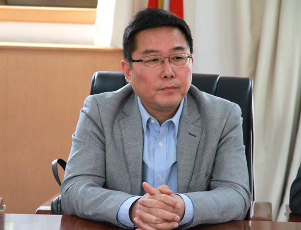 陈华同志发言