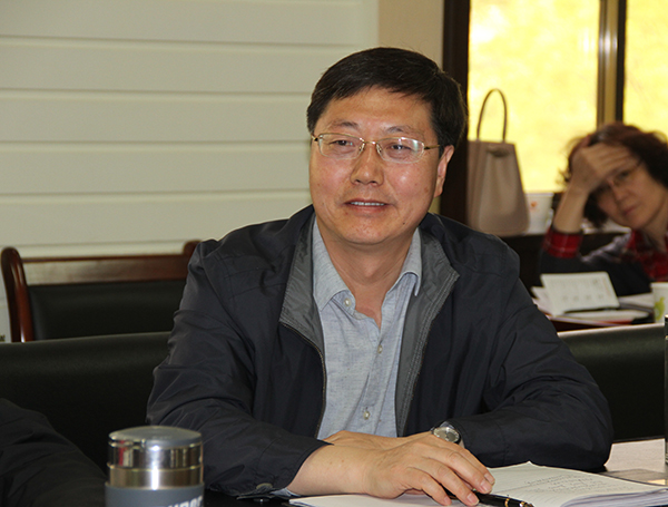 张金锁校长发言